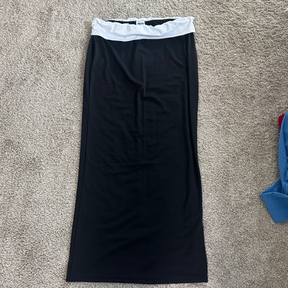 Superdown maxi skirt